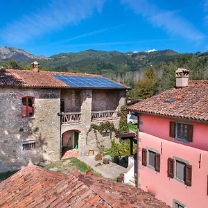 Il Corniolo Farm stay Castiglione di Garfagnana